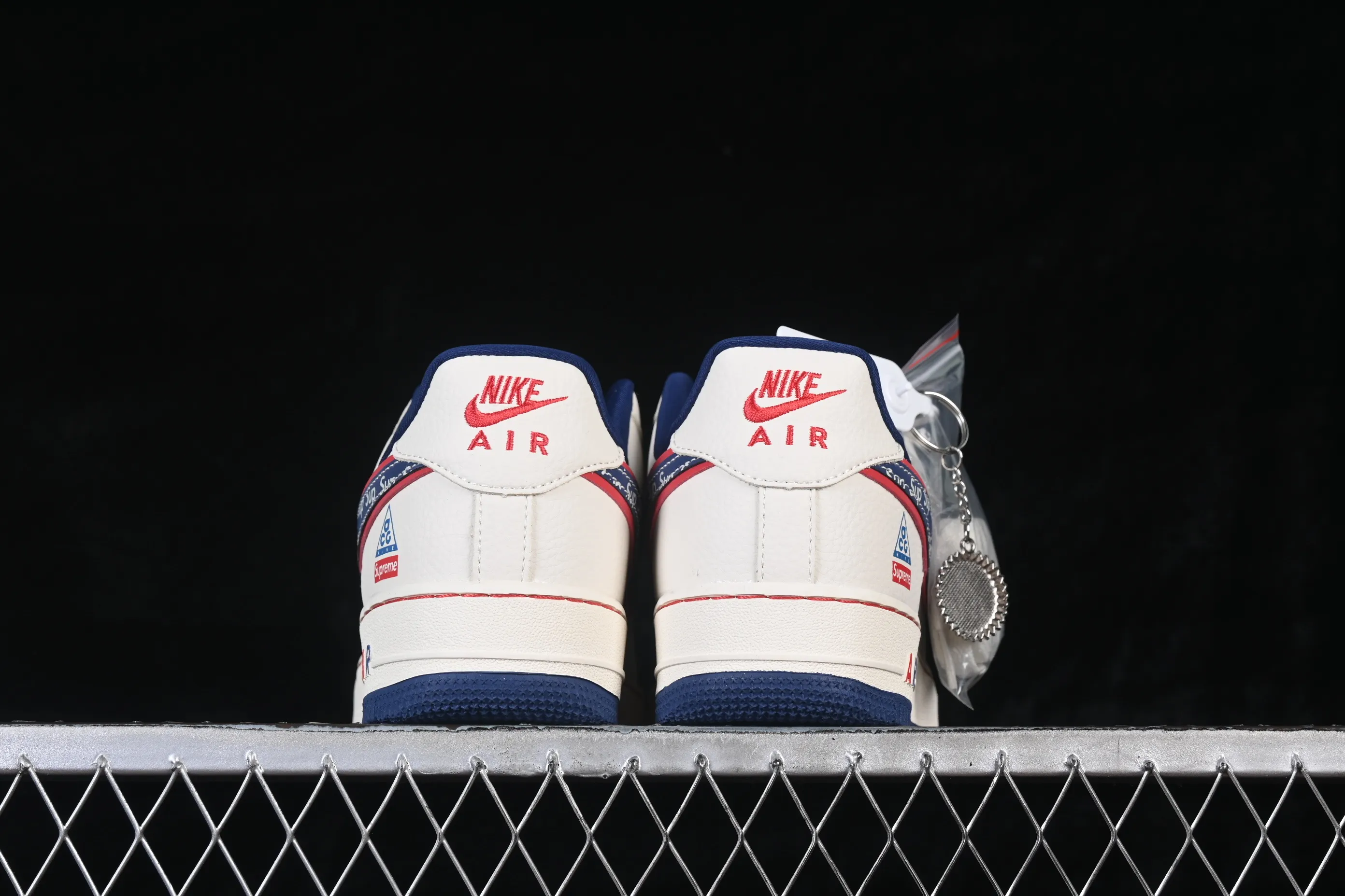 All categories Nk Air Force 1 Air Force series Nk Air Force 1 Low Air Force low-top Nike Air Force 1'07 Low Sup joint white, red and blue three small hooks Air Force 1 low-top casual sneakers DD1982-328